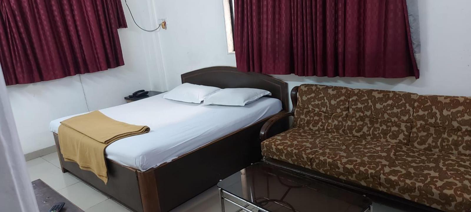 Glitz Hotels Sai Guest House - Nr Inorbit Mall Vashi Navi Mumbai Eksteriør bilde