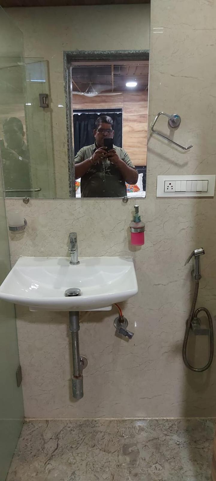 Glitz Hotels Sai Guest House - Nr Inorbit Mall Vashi Navi Mumbai Eksteriør bilde