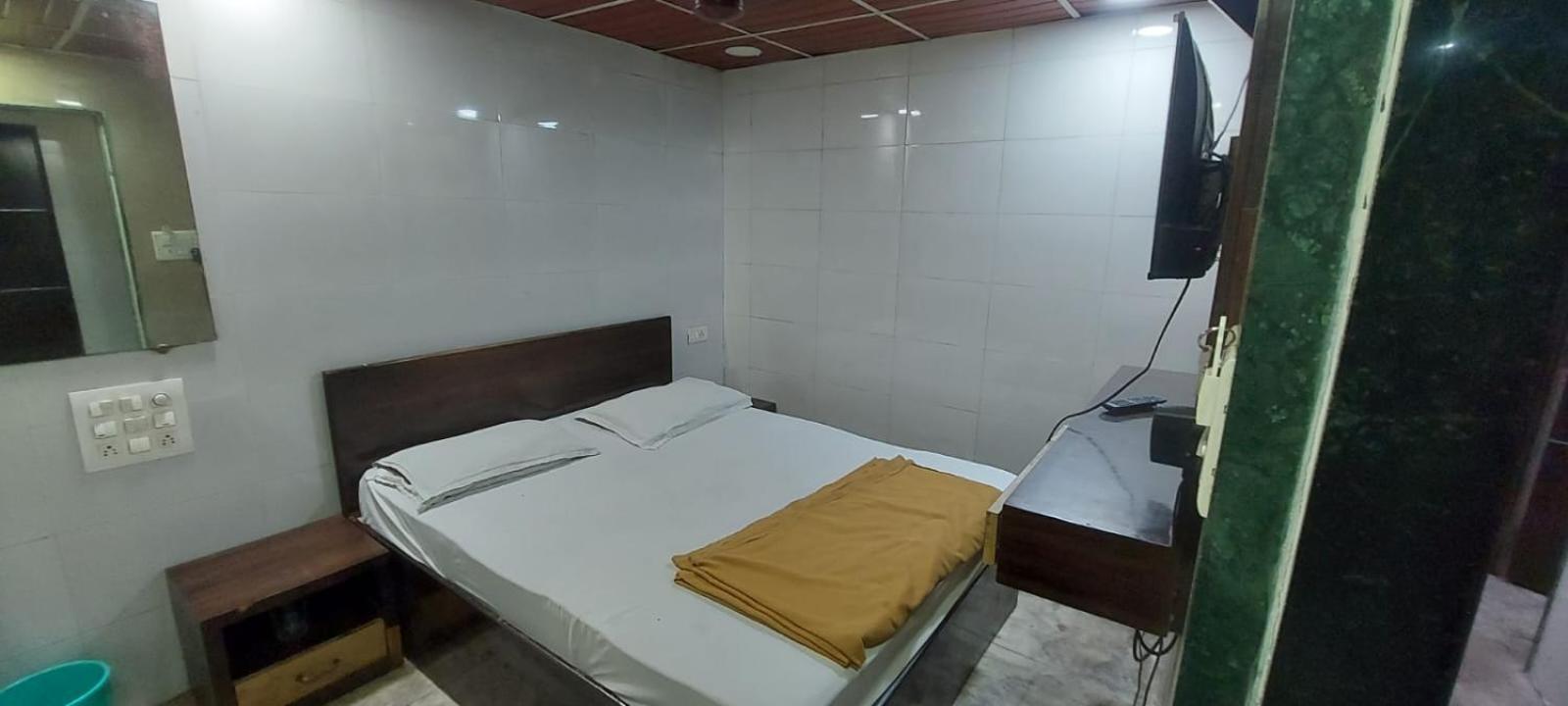 Glitz Hotels Sai Guest House - Nr Inorbit Mall Vashi Navi Mumbai Eksteriør bilde