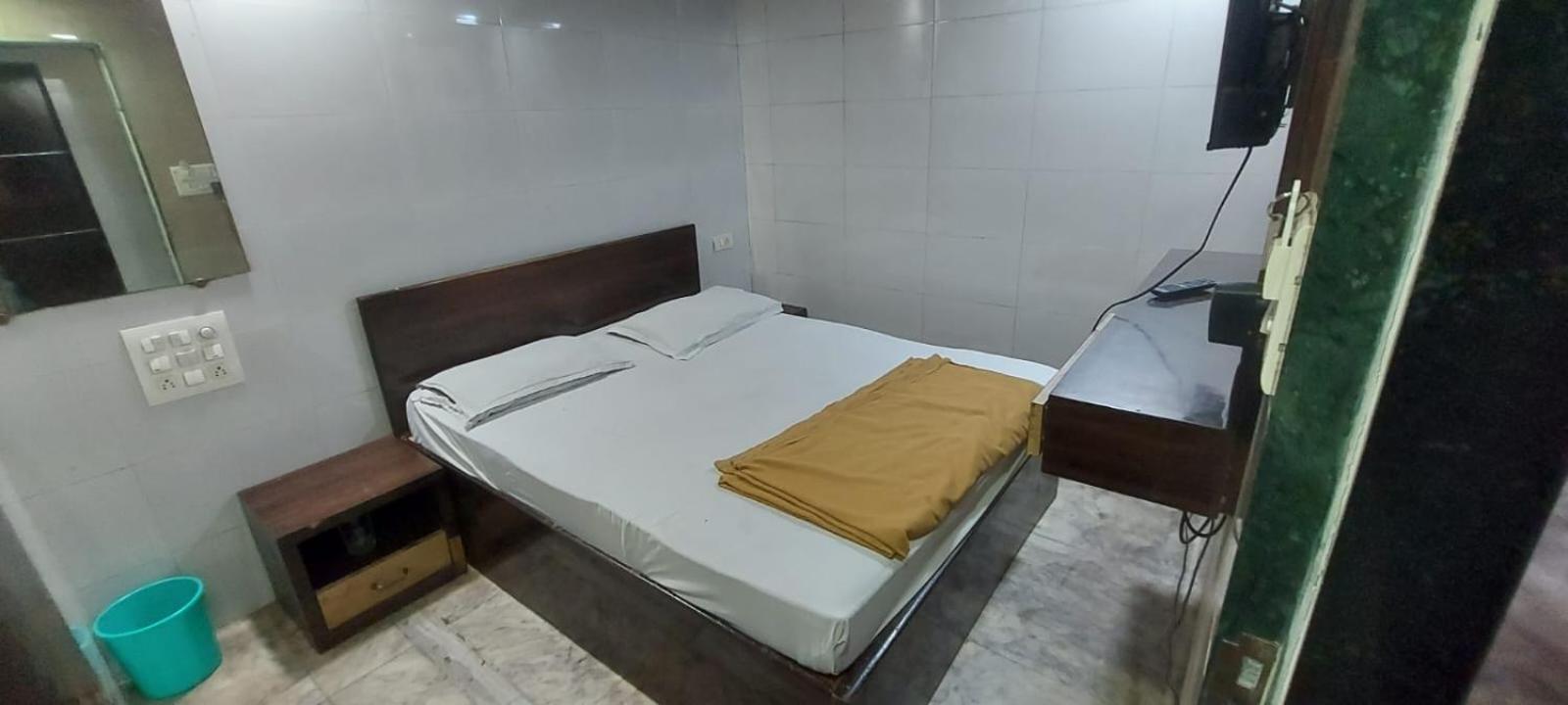Glitz Hotels Sai Guest House - Nr Inorbit Mall Vashi Navi Mumbai Eksteriør bilde