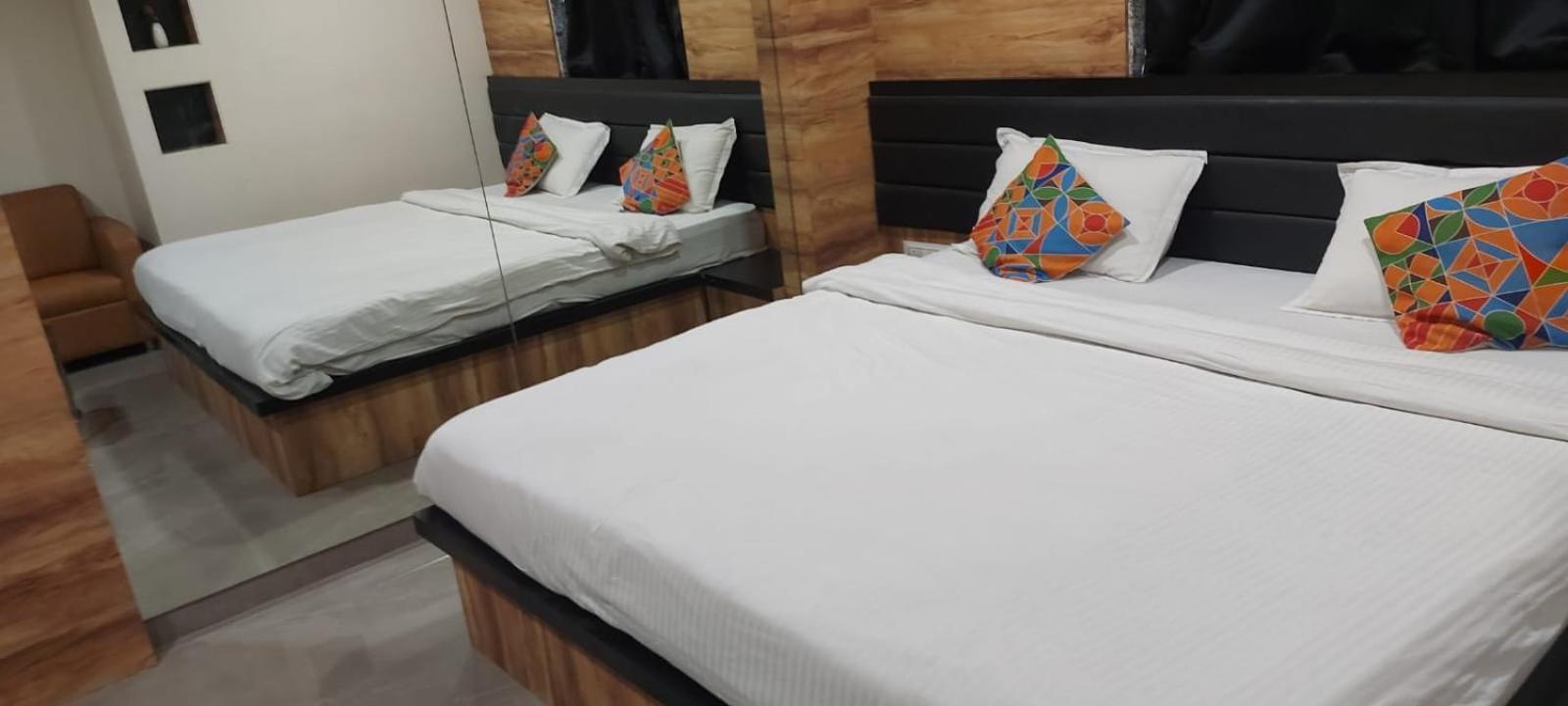 Glitz Hotels Sai Guest House - Nr Inorbit Mall Vashi Navi Mumbai Eksteriør bilde